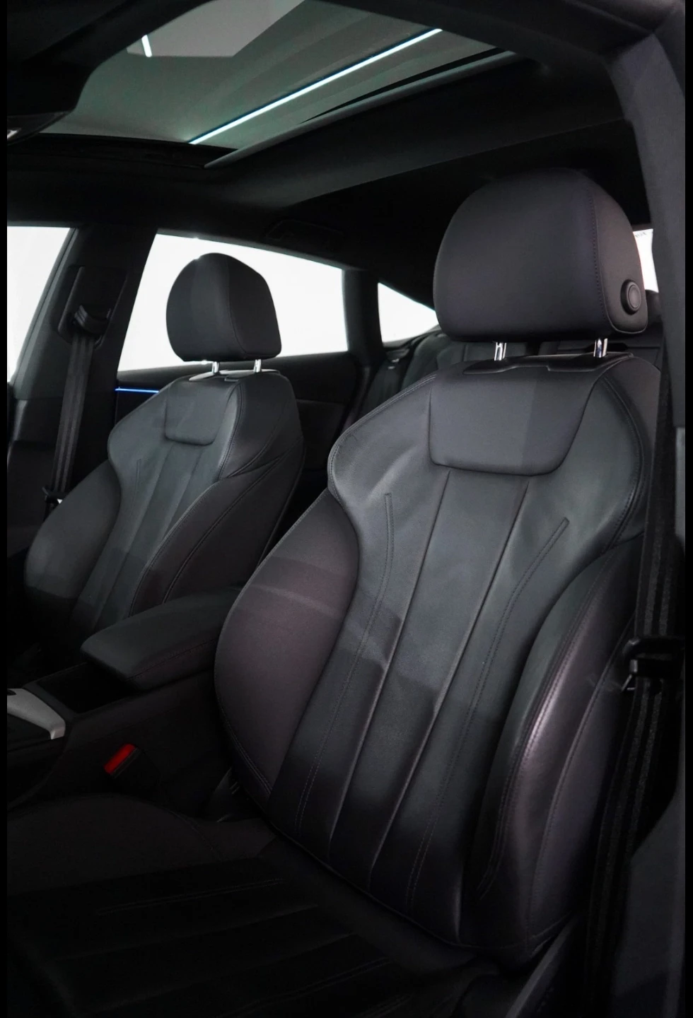 Audi A5 — Bancos